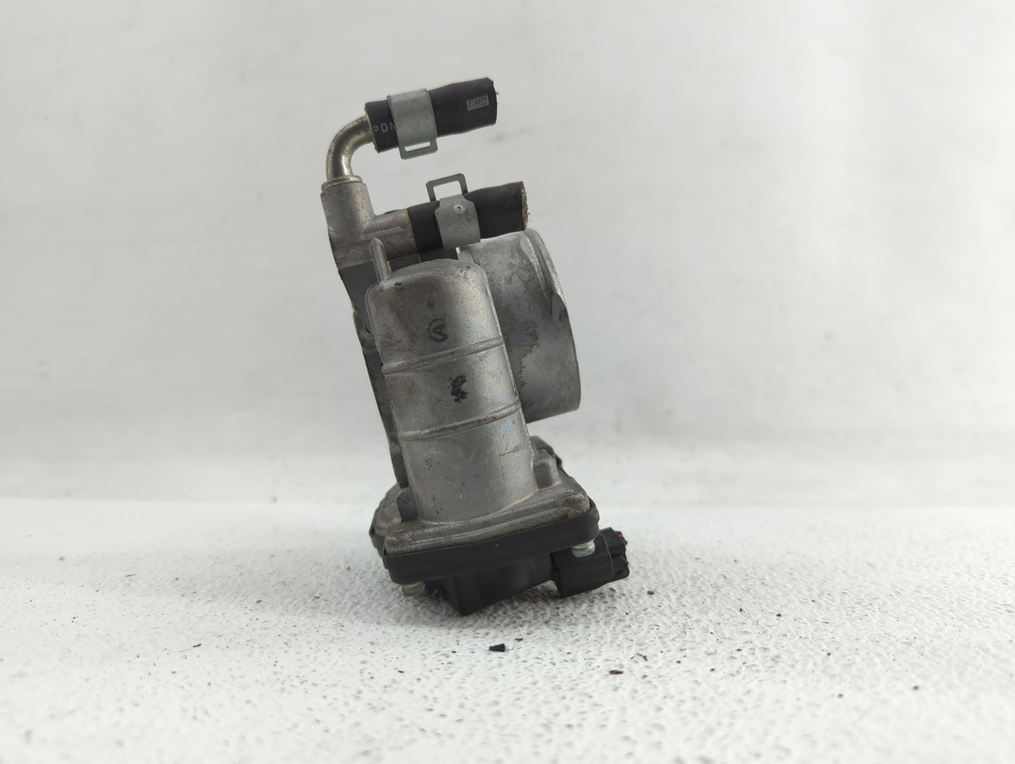 2008-2013 Infiniti G37 Throttle Body P/N:526-01 RME75 Fits OEM Used Auto Parts - Oemusedautoparts1.com