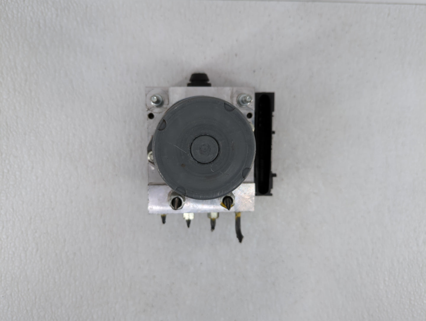 2009-2010 Infiniti G37 ABS Pump Control Module Replacement P/N:47660 1NG0A Fits Fits 2009 2010 OEM Used Auto Parts - Oemused