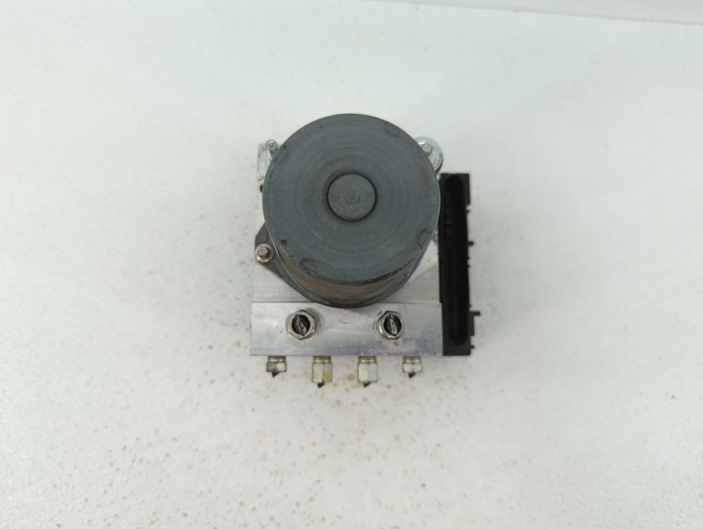 2009-2010 Infiniti G37 ABS Pump Control Module Replacement P/N:47660 1NJ0A 47660 1NF1D Fits Fits 2009 2010 OEM Used Auto Par