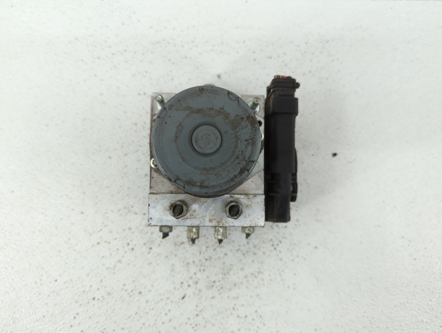 2009-2010 Infiniti G37 ABS Pump Control Module Replacement P/N:47660 1NG0A Fits Fits 2009 2010 OEM Used Auto Parts - Oemused