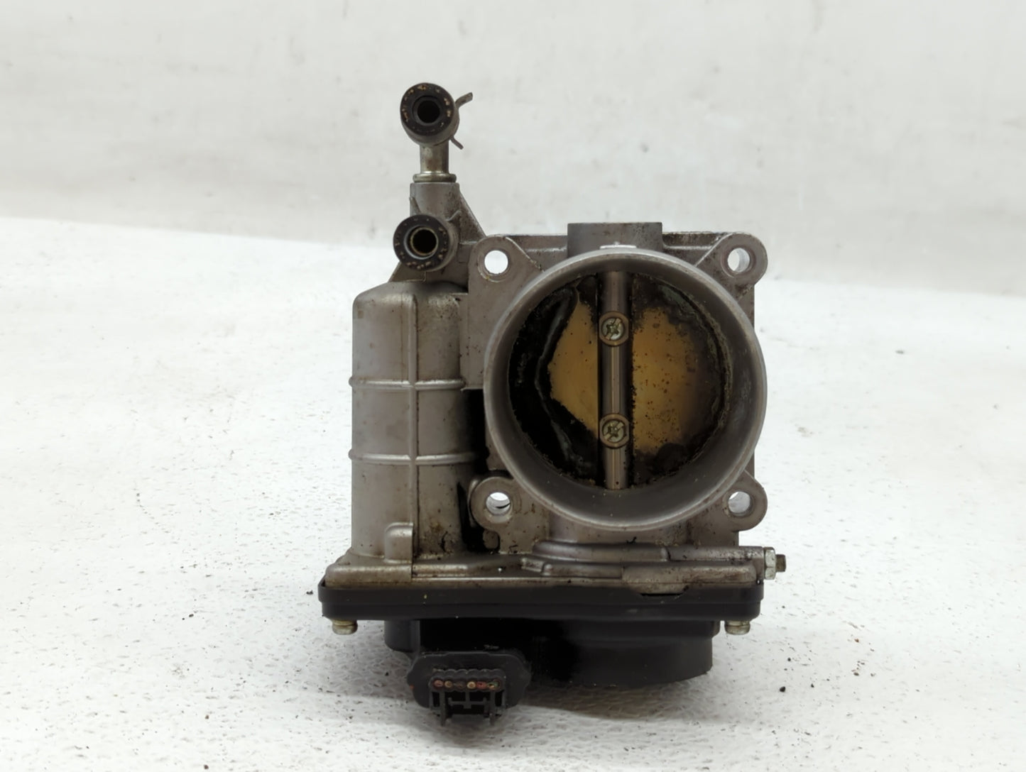 2008-2013 Infiniti G37 Throttle Body P/N:526-02 RME60-16 Fits OEM Used Auto Parts - Oemusedautoparts1.com