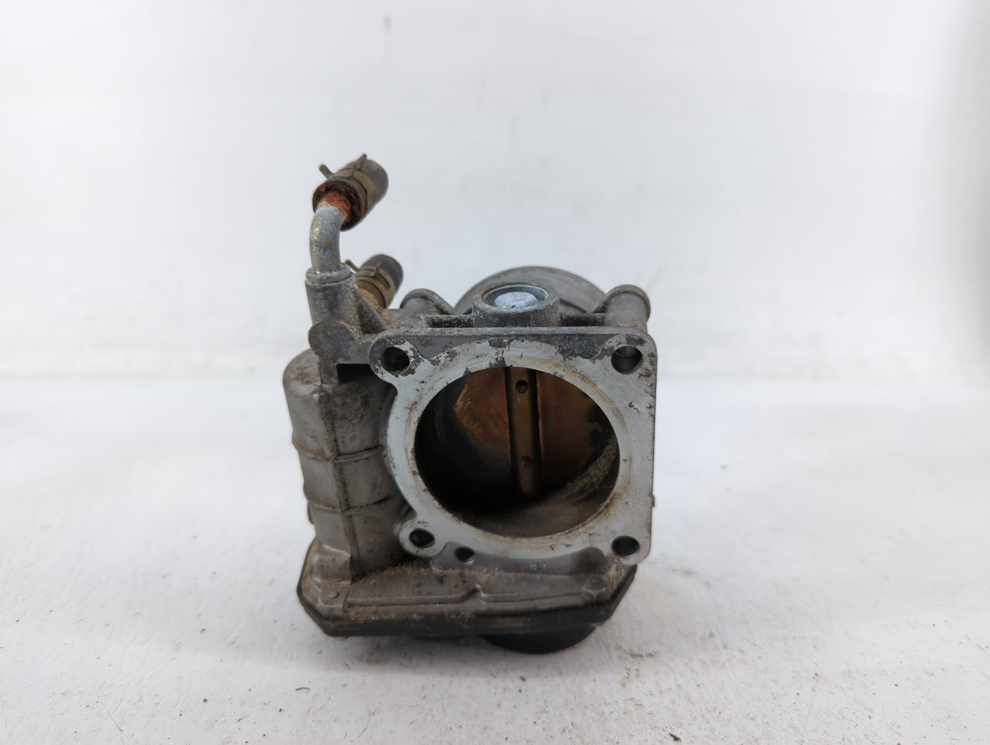 2008-2013 Infiniti G37 Throttle Body P/N:RME60-21 RME60-16 Fits OEM Used Auto Parts - Oemusedautoparts1.com