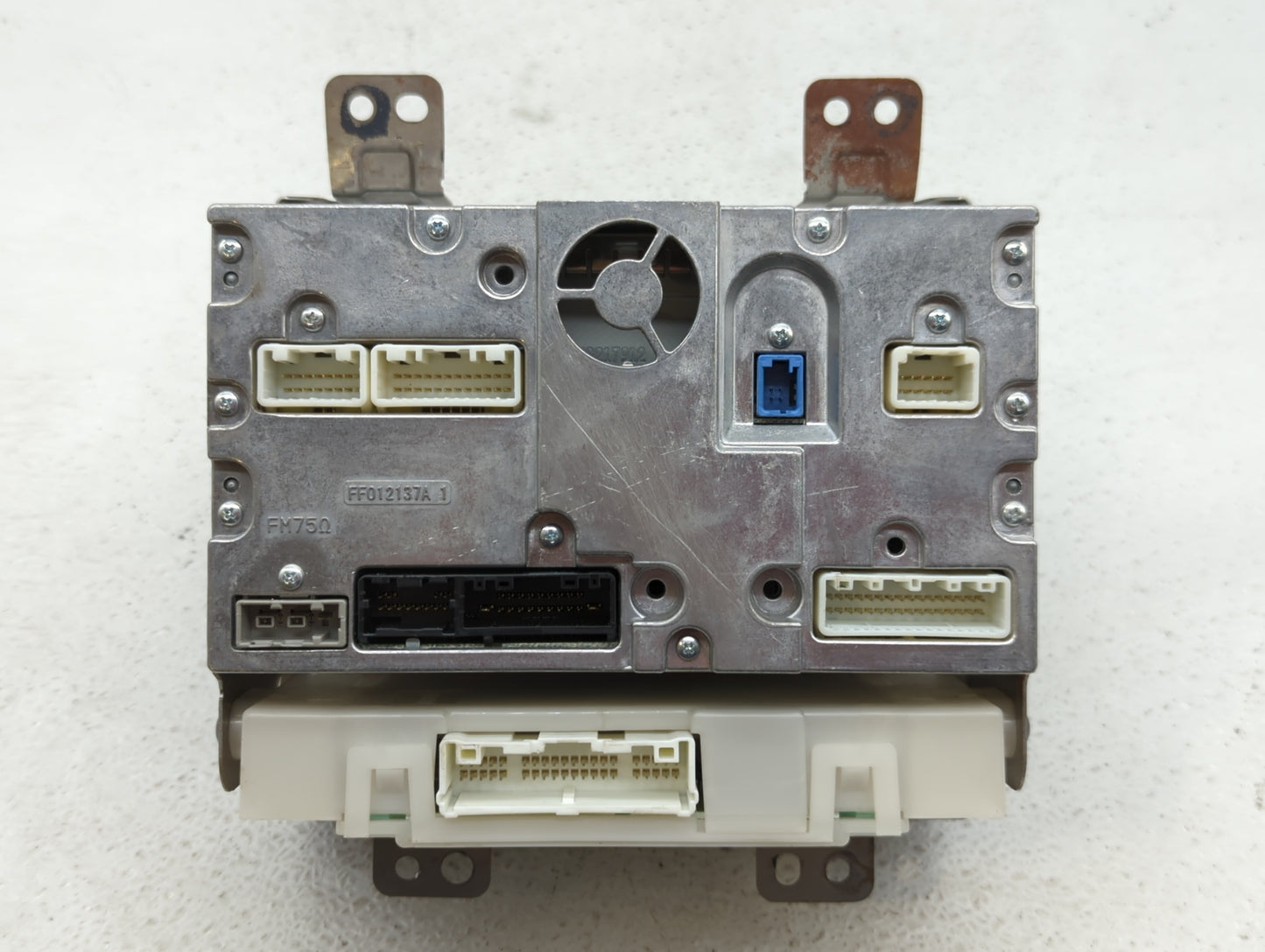 2010-2013 Infiniti G37 Am Fm Cd Player Radio Receiver - Oemusedautoparts1.com