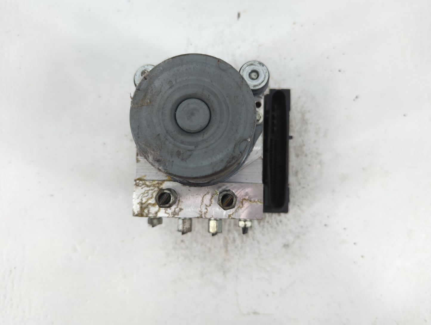 2009-2010 Infiniti G37 ABS Pump Control Module Replacement P/N:47660 1NJ0A 47660 1NF1D Fits Fits 2009 2010 OEM Used Auto Par