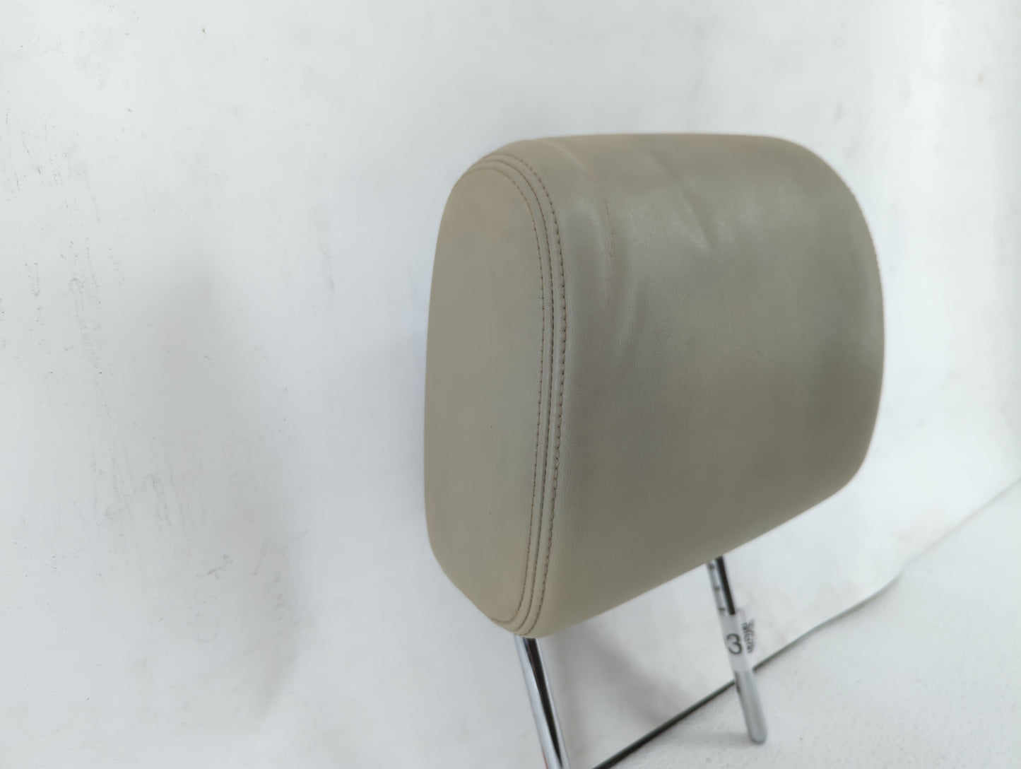 2008-2010 Infiniti M35 Headrest Head Rest Rear Seat Fits Fits 2008 2009 2010 OEM Used Auto Parts - Oemusedautoparts1.com