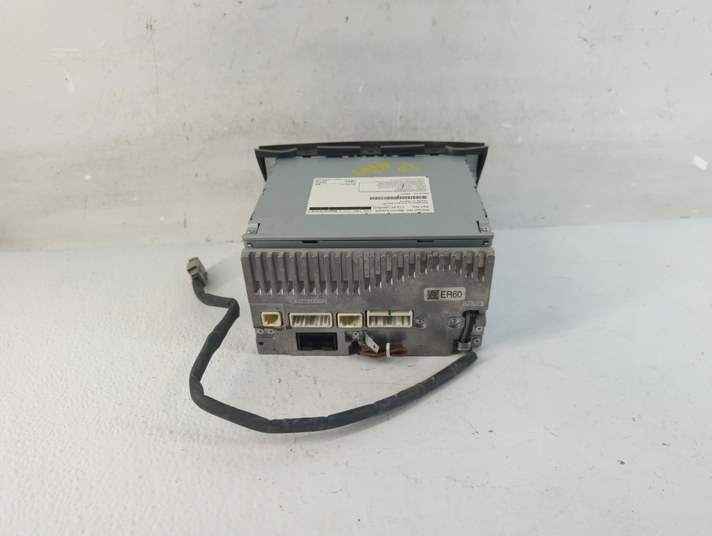 2009-2010 Infiniti M35 Radio AM FM Cd Player Receiver Replacement P/N:86201AJ60A Fits Fits 2009 2010 OEM Used Auto Parts - O