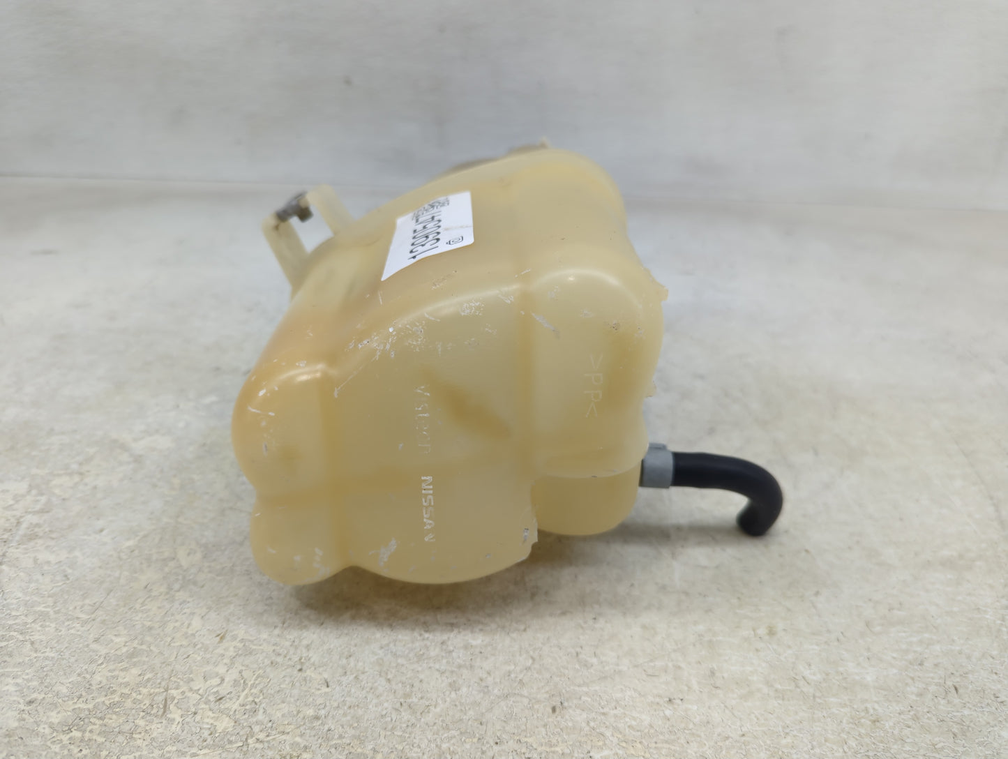 2004-2010 Infiniti Qx56 Radiator Coolant Overflow Expansion Tank Bottle - Oemusedautoparts1.com