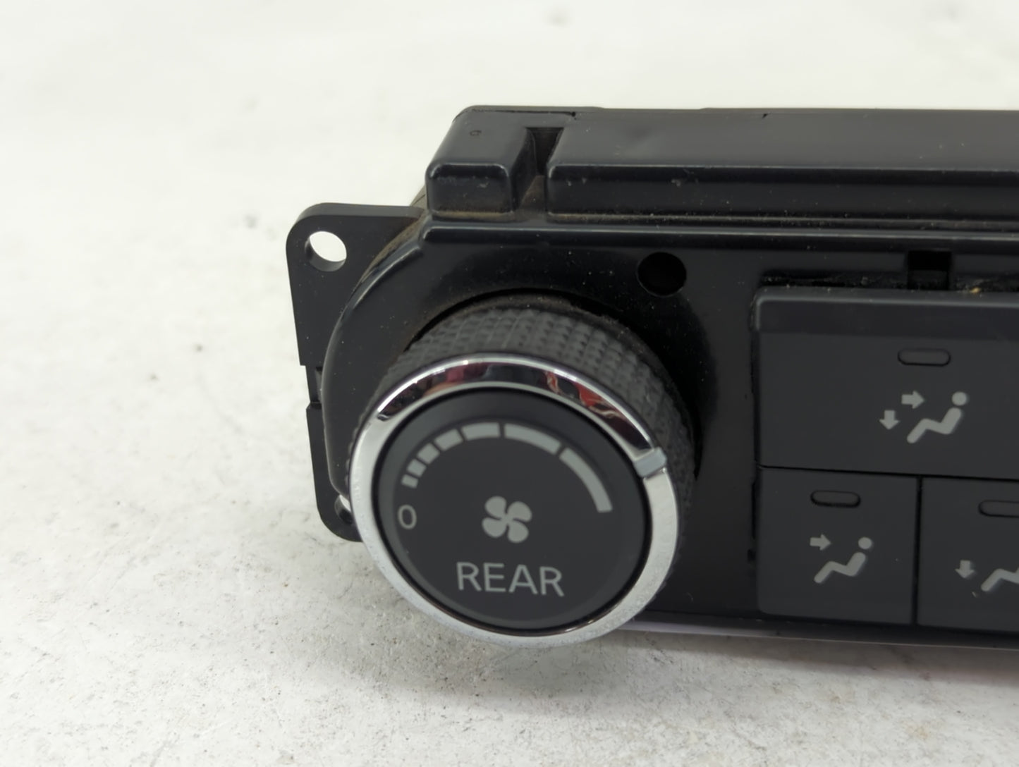 2008-2010 Infiniti Qx56 Climate Control Module Temperature AC/Heater Replacement Fits Fits 2008 2009 2010 OEM Used Auto Part