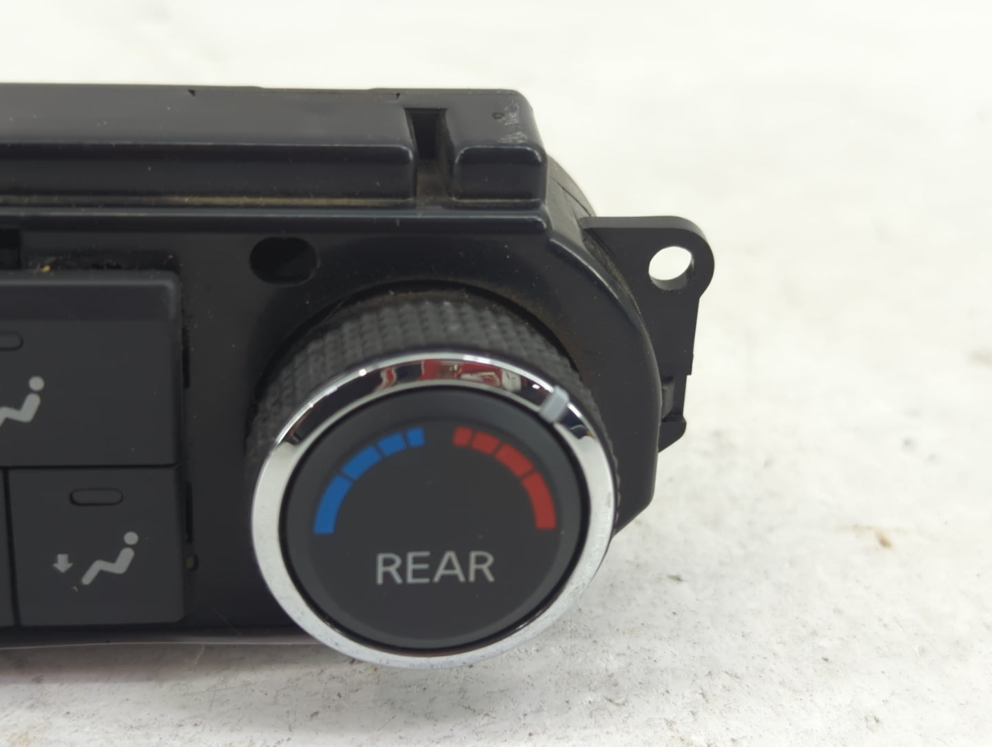 2008-2010 Infiniti Qx56 Climate Control Module Temperature AC/Heater Replacement Fits Fits 2008 2009 2010 OEM Used Auto Part