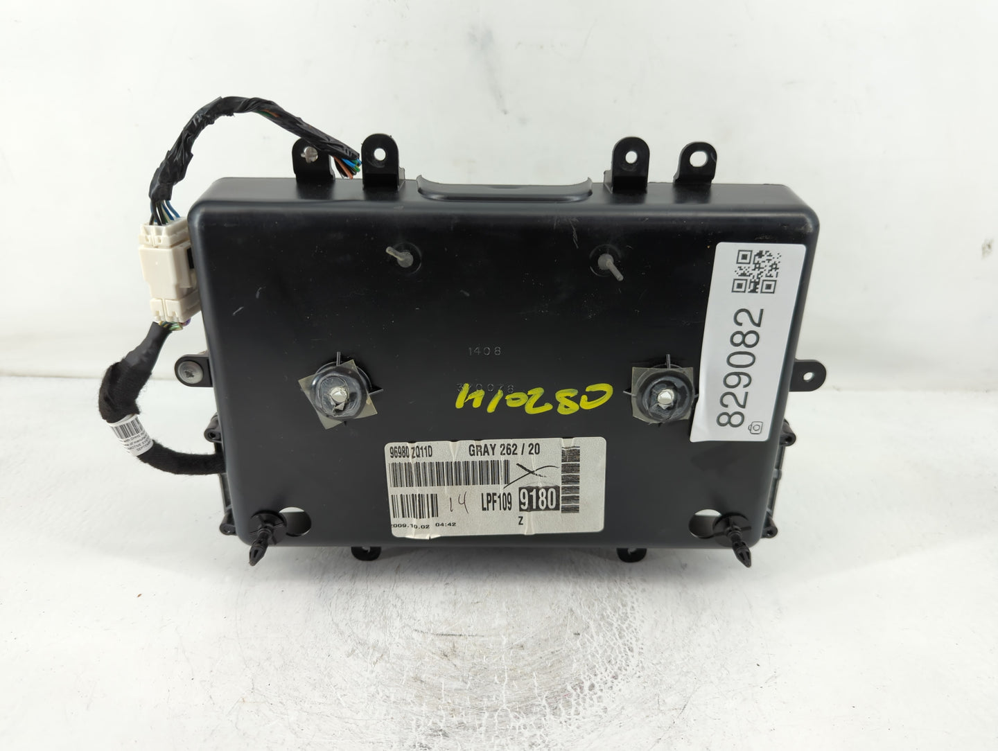 2009-2010 Infiniti Qx56 Information Display Screen - Oemusedautoparts1.com