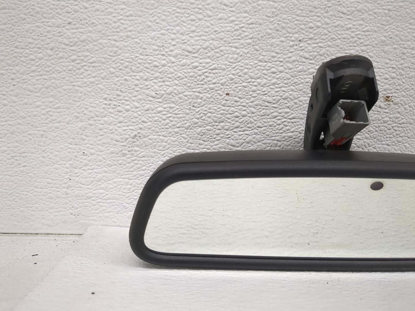 2009-2011 Jaguar Xf Interior Rear View Mirror Replacement OEM P/N:6H42-17A679-BB Fits Fits 2009 2010 2011 OEM Used Auto Part