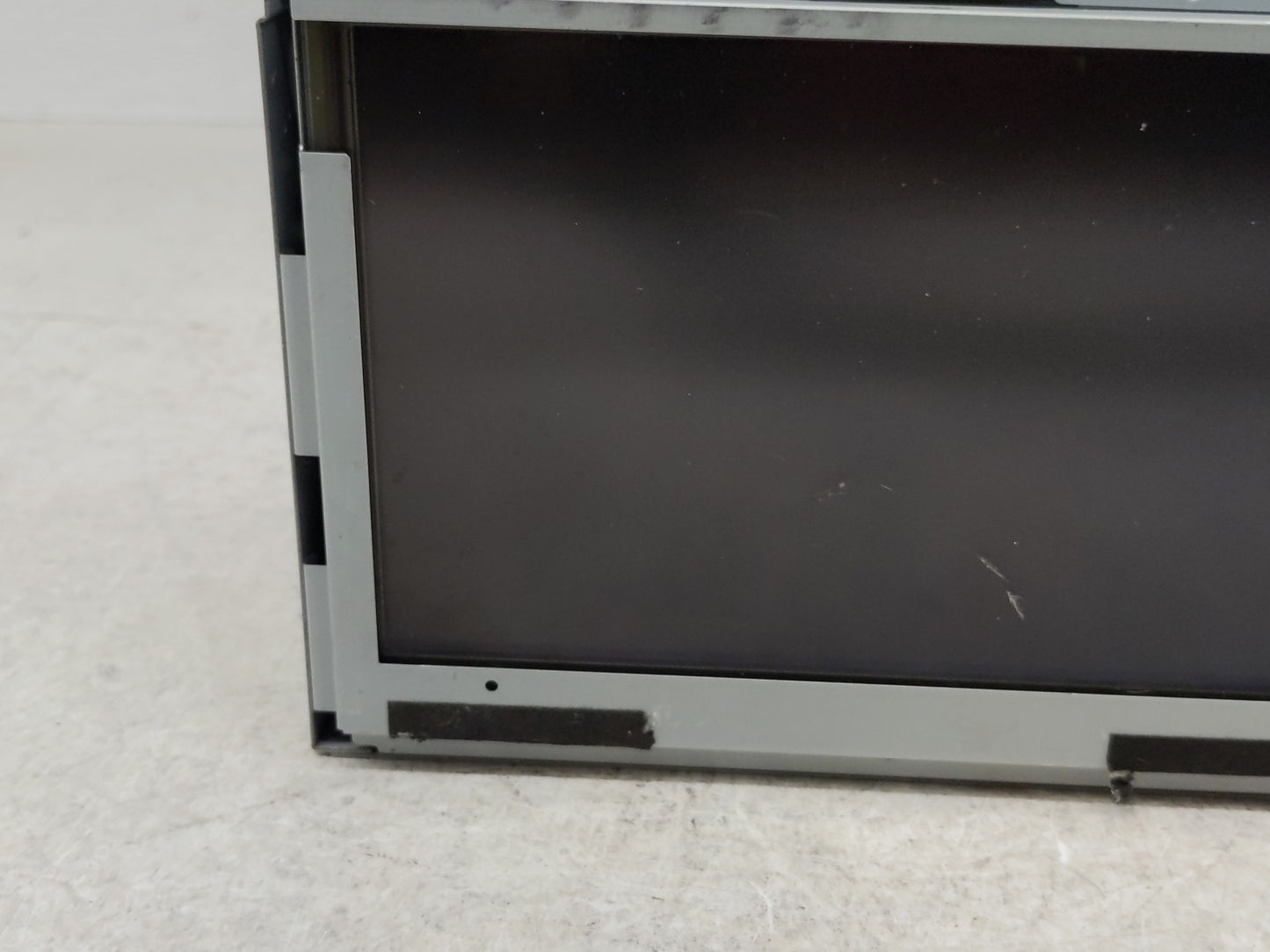 2010-2011 Jaguar Xf Information Display Screen - Oemusedautoparts1.com