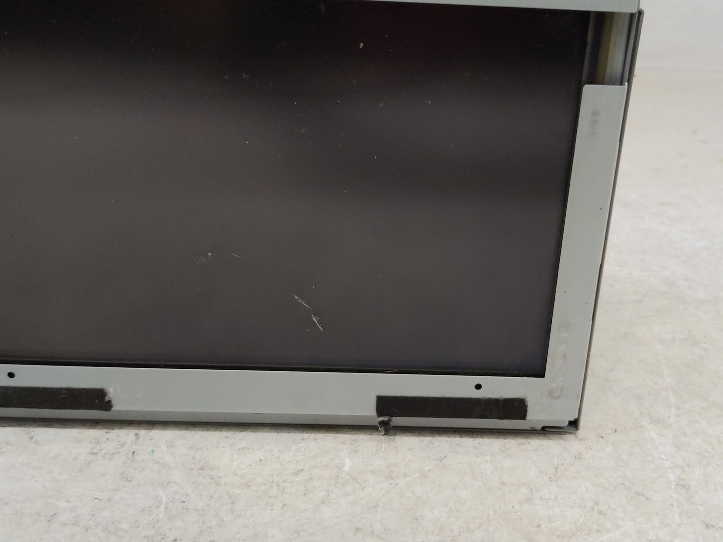 2010-2011 Jaguar Xf Information Display Screen - Oemusedautoparts1.com