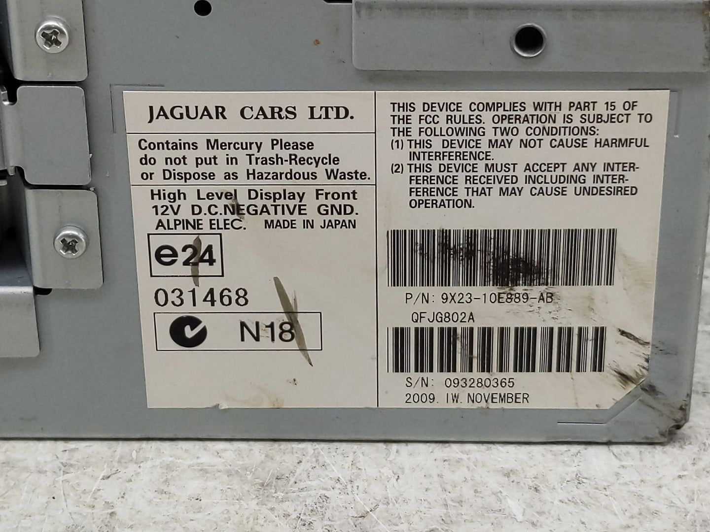 2010-2011 Jaguar Xf Information Display Screen - Oemusedautoparts1.com