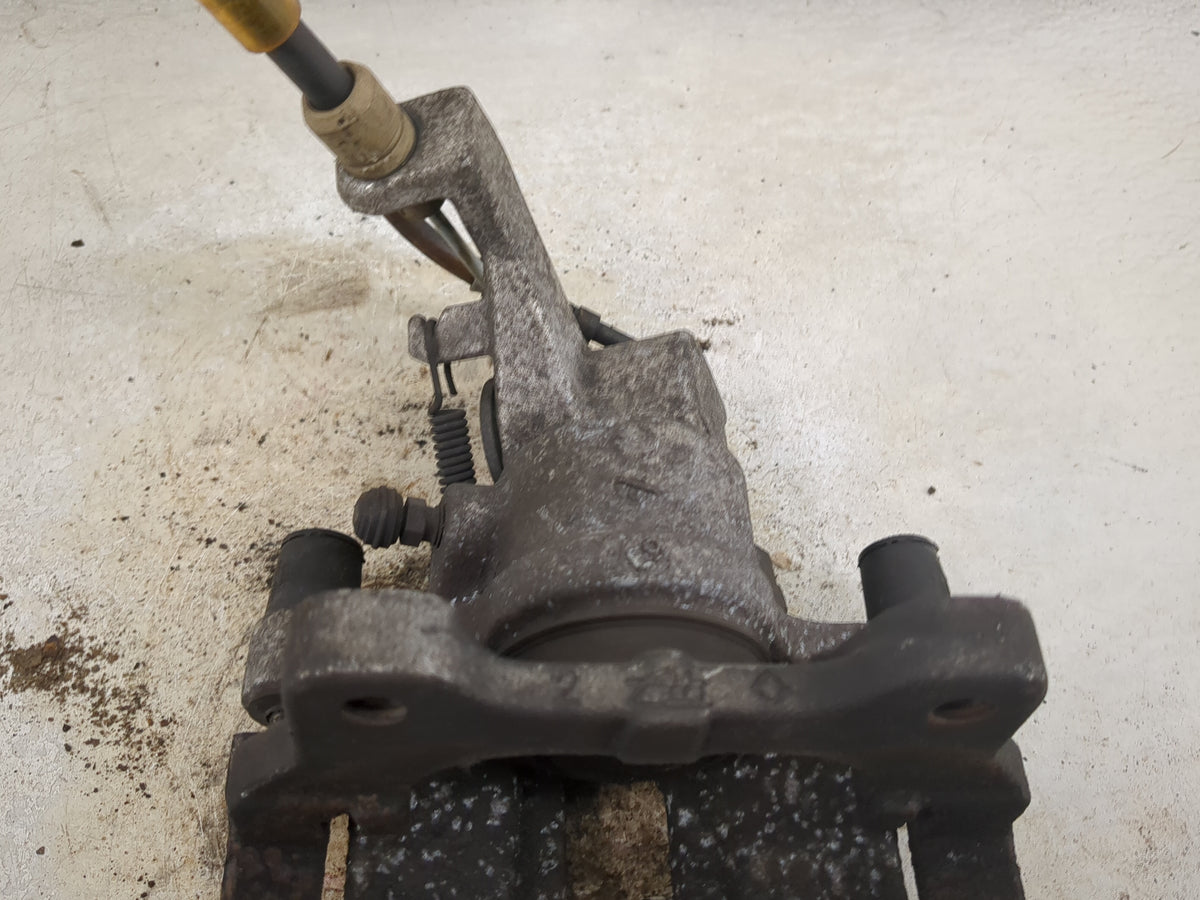 2009-2012 Jaguar Xf Rear Driver Left Brake Caliper - Oemusedautoparts1.com