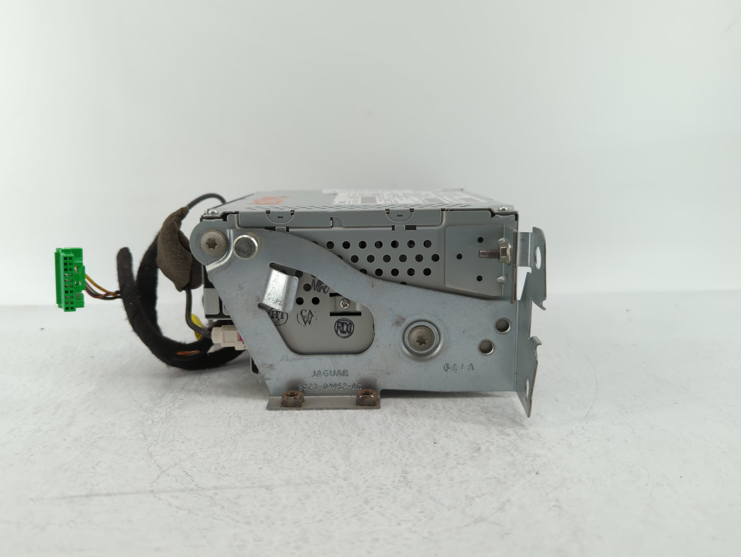 2010 Jaguar Xf Am Fm Cd Player Radio Receiver - Oemusedautoparts1.com