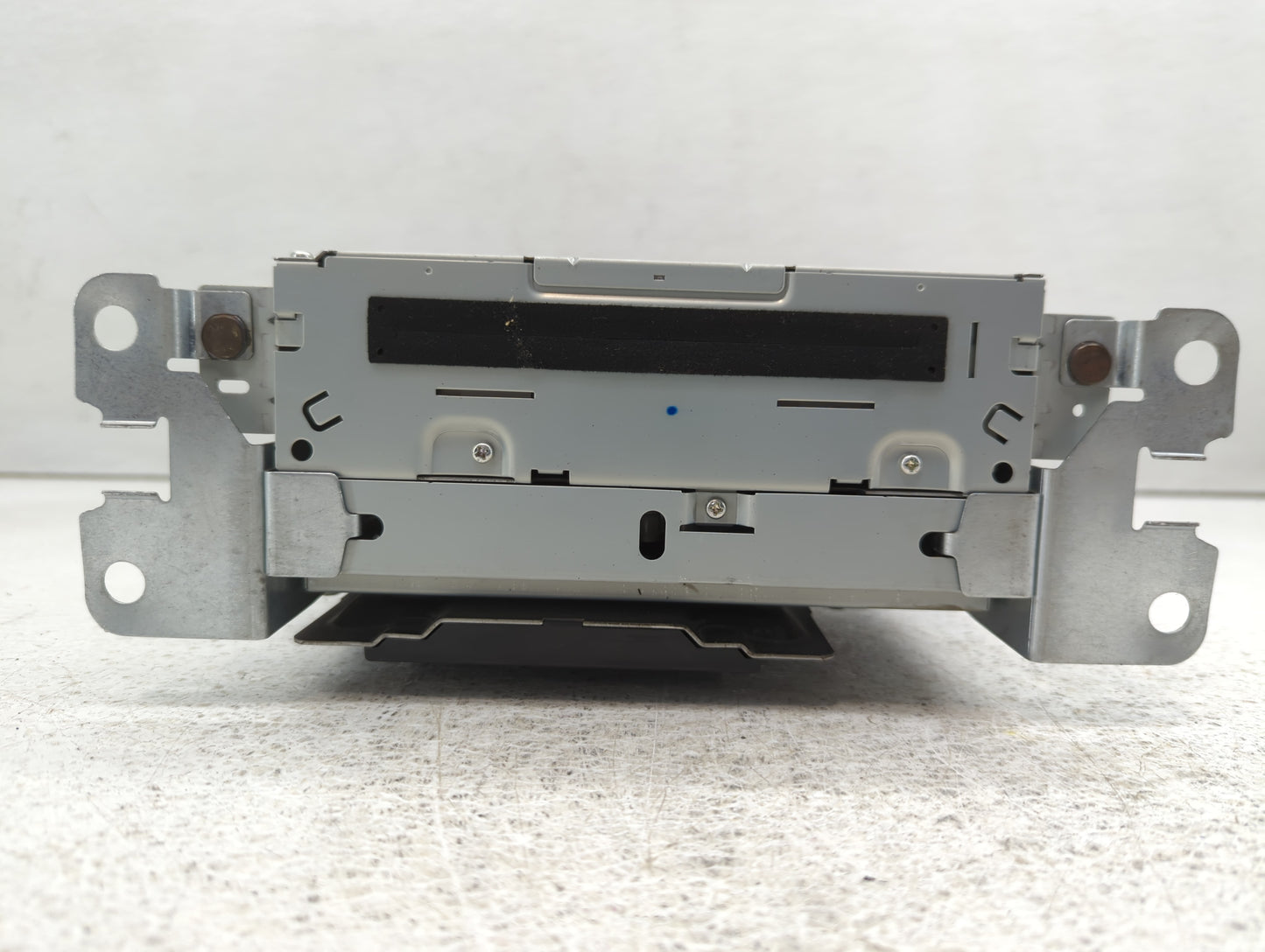 2010 Jaguar Xf Radio AM FM Cd Player Receiver Replacement P/N:7G9N-18C815-NB 7G9N-18C815-TA Fits OEM Used Auto Parts - Oemus