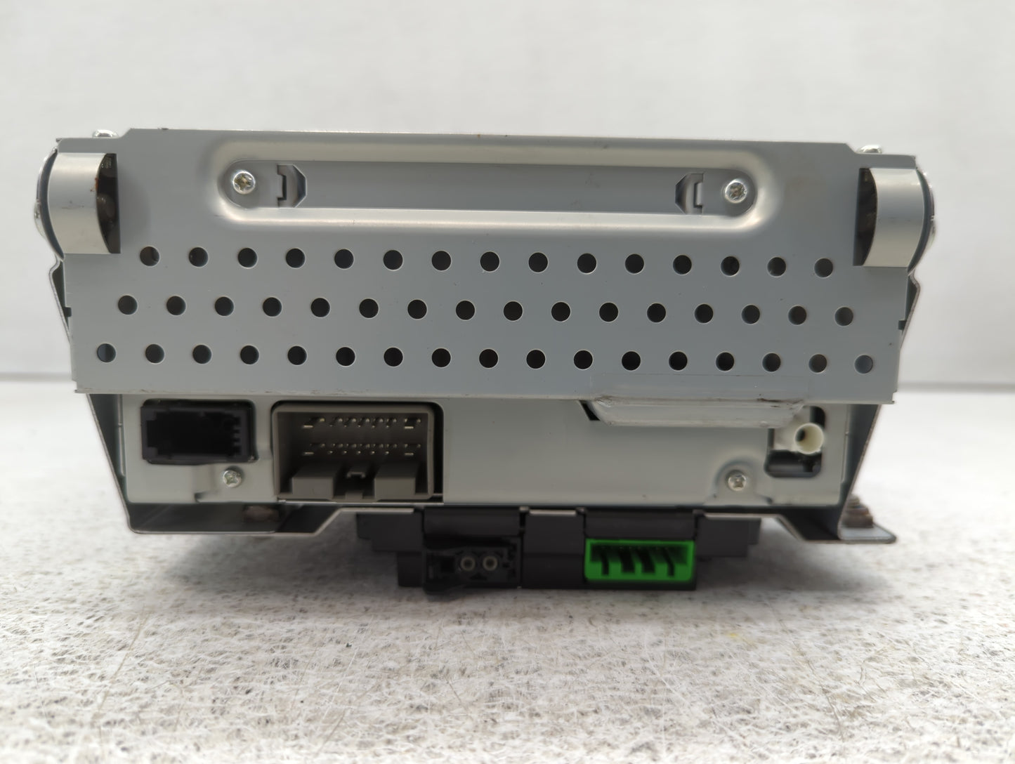 2010 Jaguar Xf Radio AM FM Cd Player Receiver Replacement P/N:7G9N-18C815-NB 7G9N-18C815-TA Fits OEM Used Auto Parts - Oemus