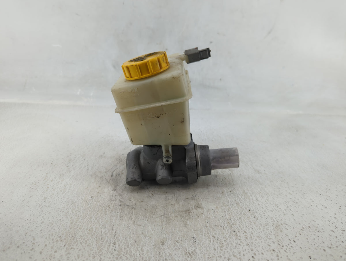 2009-2015 Jaguar Xf Brake Master Cylinder 609014 - Oemusedautoparts1.com