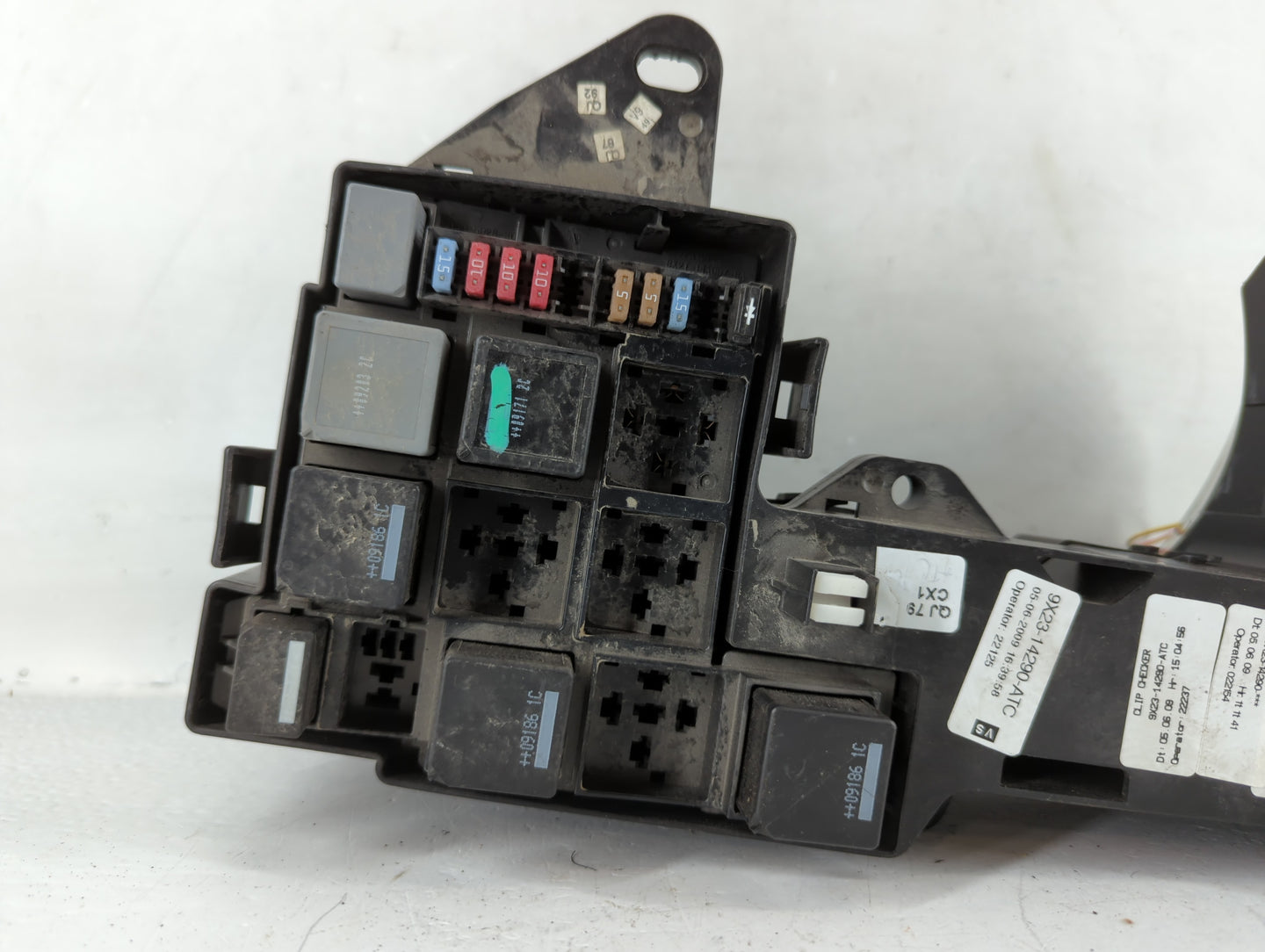 2010 Jaguar Xf Fusebox Fuse Box Panel Relay Module P/N:9X23-14290-ATC Fits OEM Used Auto Parts - Oemusedautoparts1.com