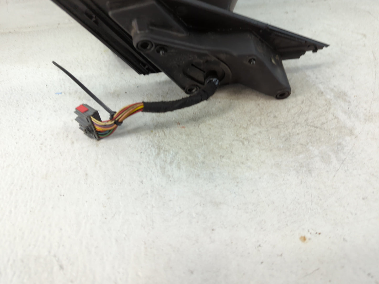2010-2015 Jaguar Xf Driver Side View Mirror - Left Door Mirror OEM Used - Oemusedautoparts1.com