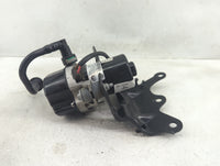 2010 Jeep Cherokee Central Vaccum Lock Pump P68290533aa|191775081 - Oemusedautoparts1.com