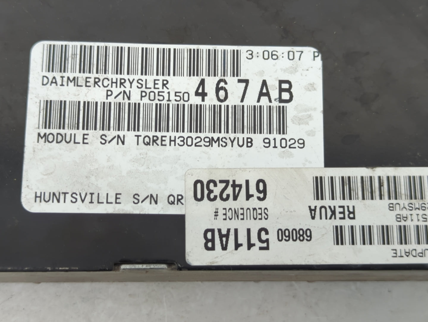 2009-2010 Jeep Commander PCM Engine Control Computer ECU ECM PCU OEM P/N:P05150467AB 68028155AD, P05150467AA Fits Fits 2009 