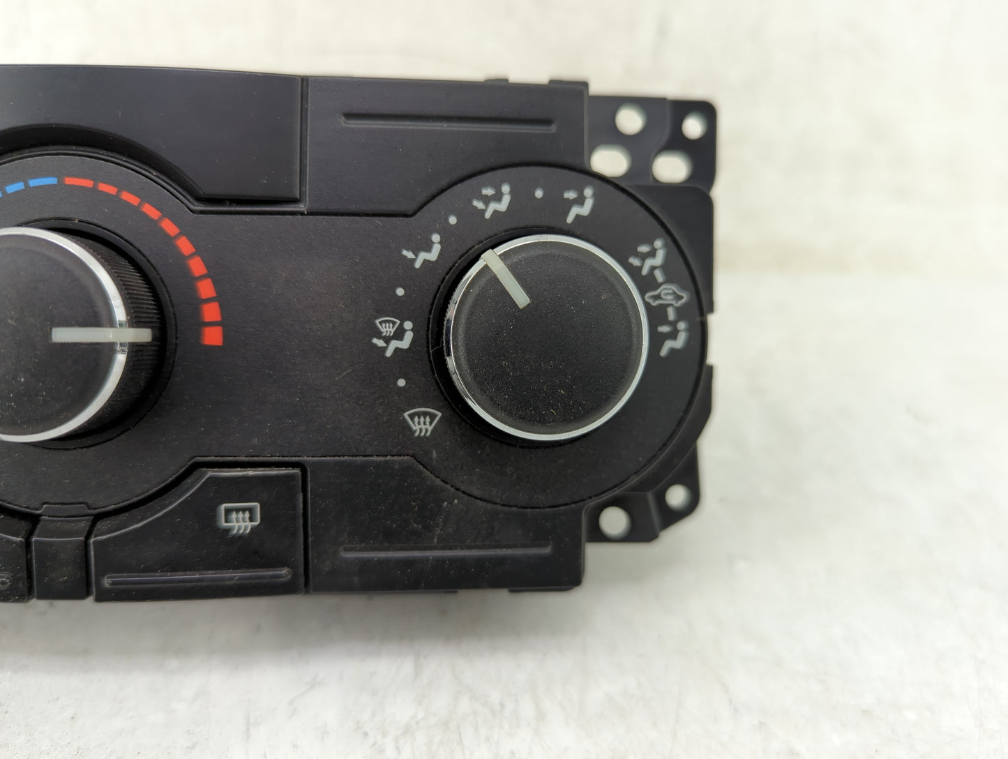 2008-2010 Jeep Commander Climate Control Module Temperature AC/Heater Replacement P/N:P55037979AF Fits Fits 2007 2008 2009 2