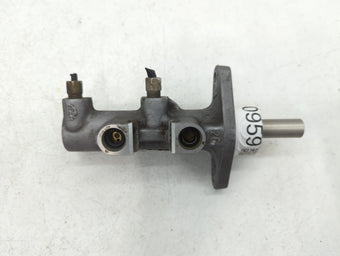 compare product 2006-2010 Jeep Commander Brake Master Cylinder