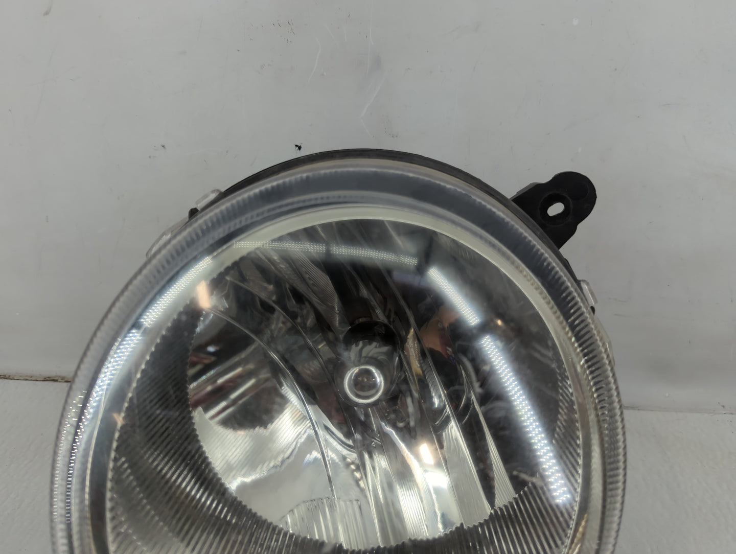 2007-2010 Jeep Compass Driver Left Oem Head Light Headlight Lamp - Oemusedautoparts1.com