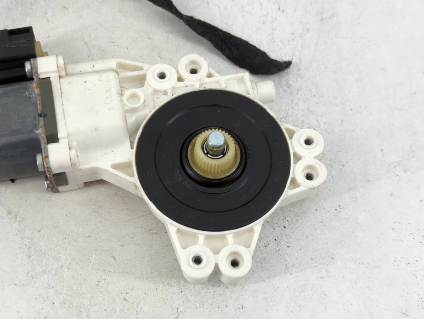 Jeep Compass Driver Front Left Power Window Motor - Oemusedautoparts1.com