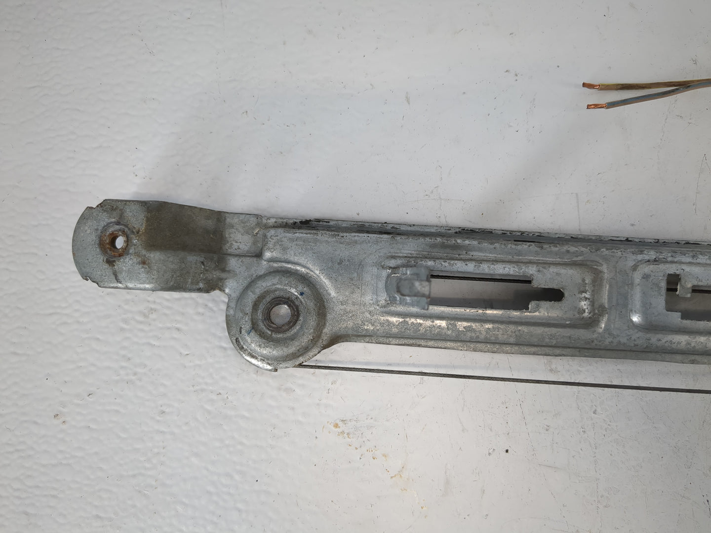 Jeep Compass Driver Rear Left Power Window Motor - Oemusedautoparts1.com