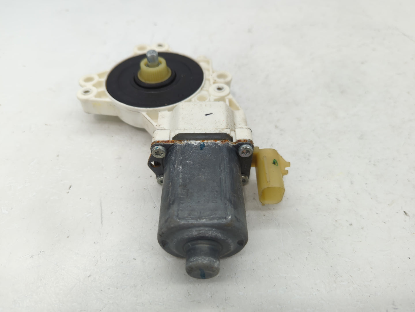 2007-2017 Jeep Compass Passenger Front Right Power Window Motor - Oemusedautoparts1.com