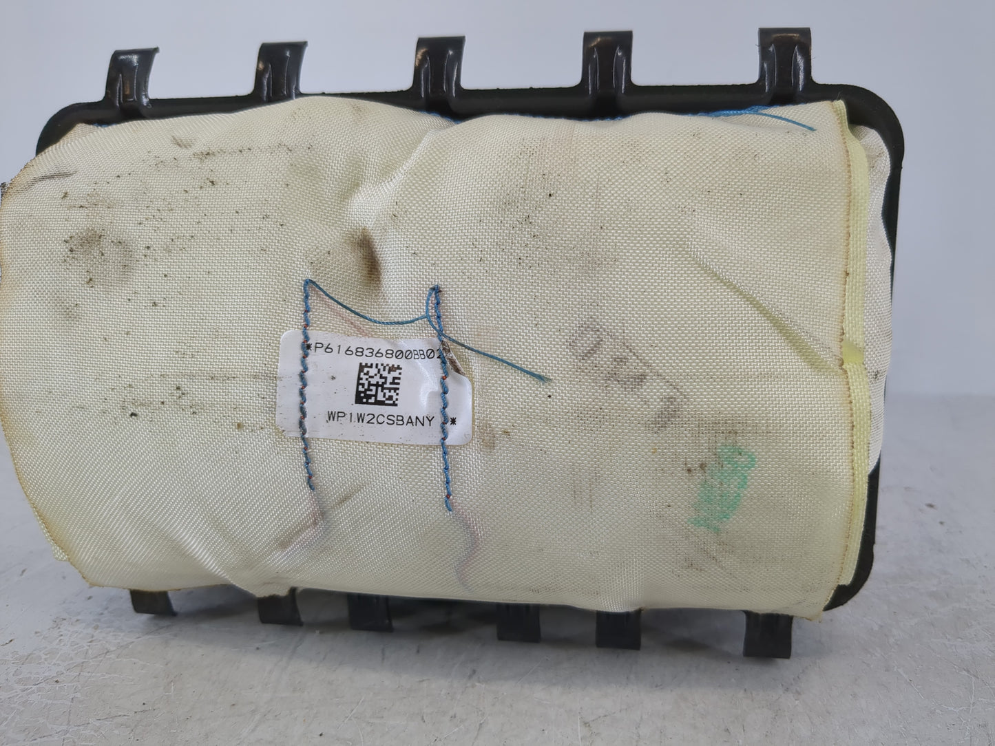 2010 Jeep Compass Air Bag Passenger Right Dashboard OEM P/N:P05108053AC Fits Fits 2009 2011 2012 2013 2014 2015 2016 2017 OE