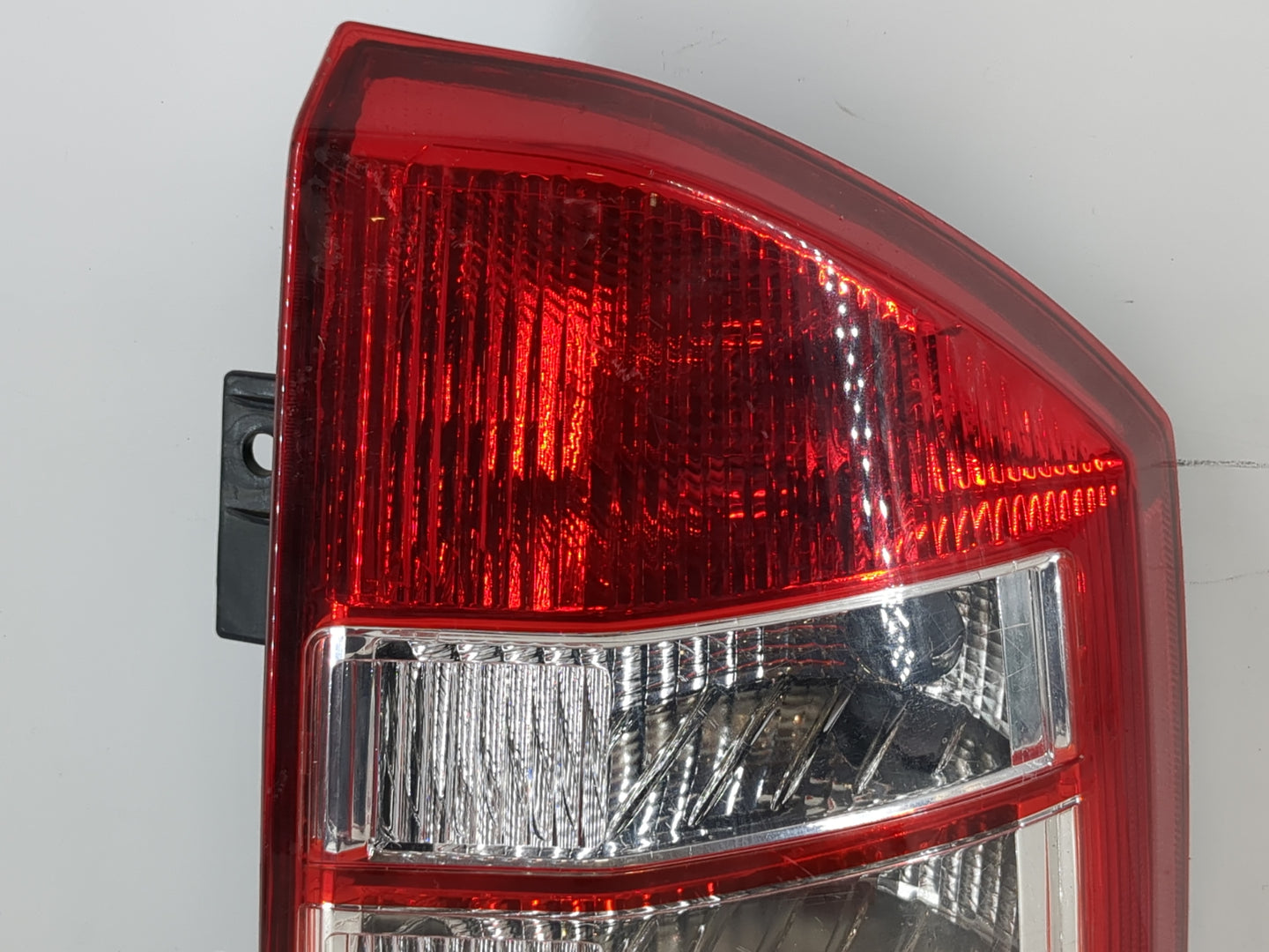 2007-2010 Jeep Compass Tail Light Assembly Passenger Right OEM Fits Fits 2007 2008 2009 2010 OEM Used Auto Parts - Oemusedau