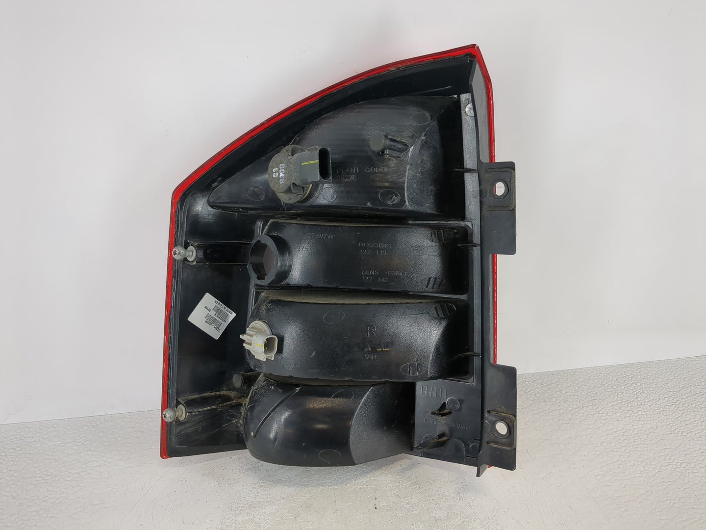 2007-2010 Jeep Compass Tail Light Assembly Passenger Right OEM Fits Fits 2007 2008 2009 2010 OEM Used Auto Parts - Oemusedau