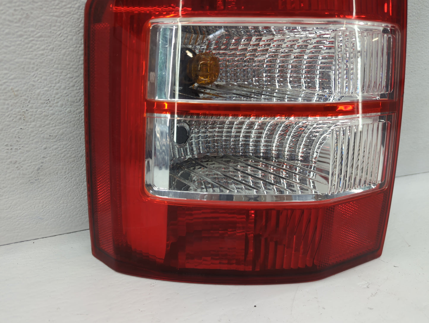 2007-2010 Jeep Compass Tail Light Assembly Driver Left OEM Fits Fits 2007 2008 2009 2010 OEM Used Auto Parts - Oemusedautopa