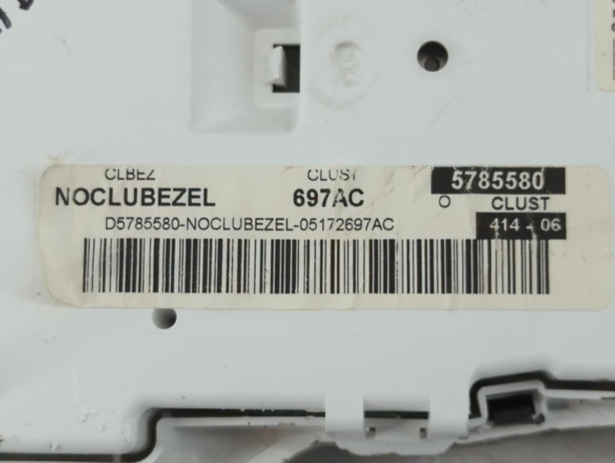 2010 Jeep Compass Instrument Cluster Speedometer Gauges P/N:05172697AC Miles:1K Fits OEM Used Auto Parts - Oemusedautoparts1