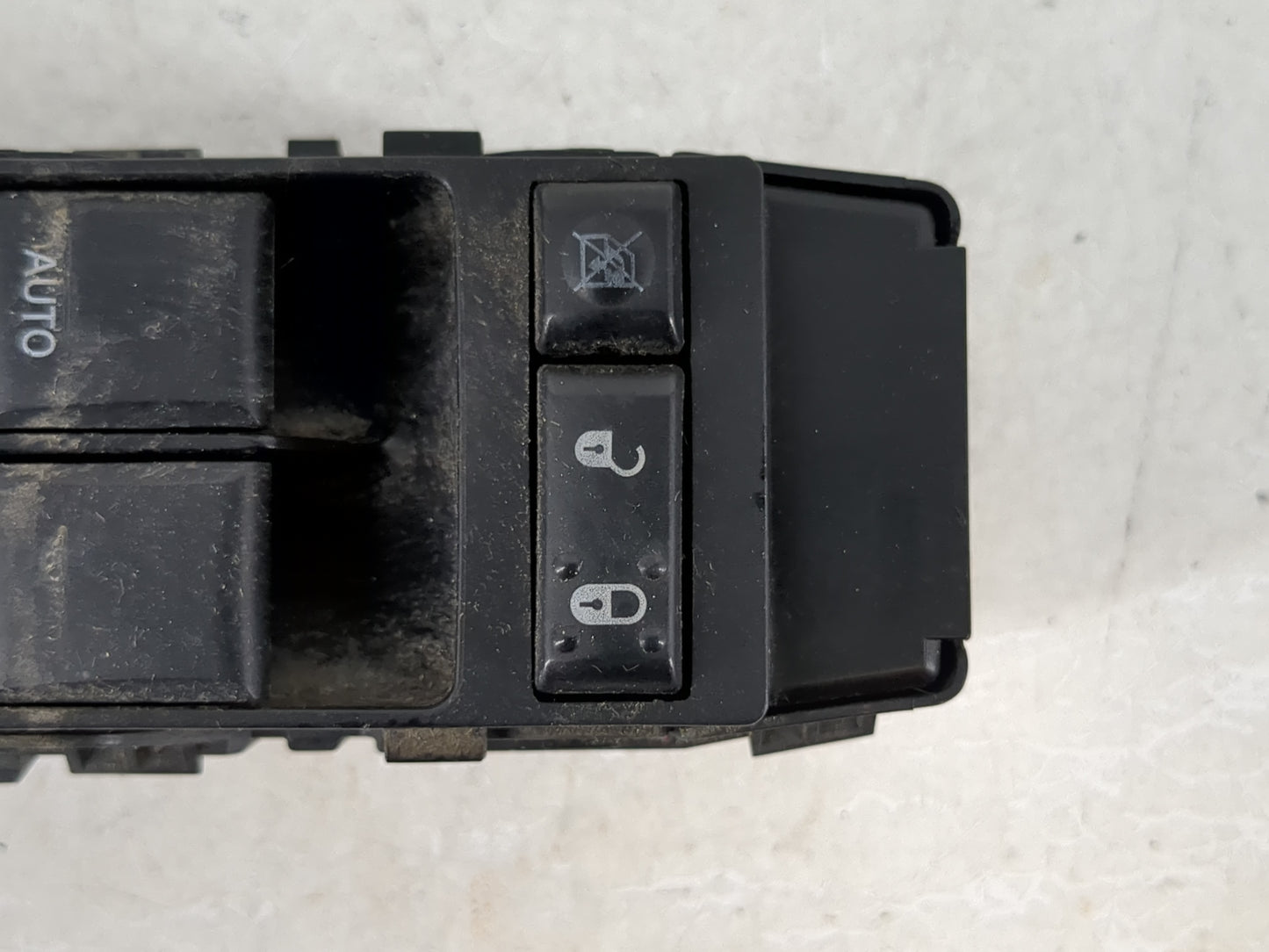 2007-2010 Jeep Compass Master Power Window Switch Replacement Driver Side Left Fits Fits 2007 2008 2009 2010 OEM Used Auto P