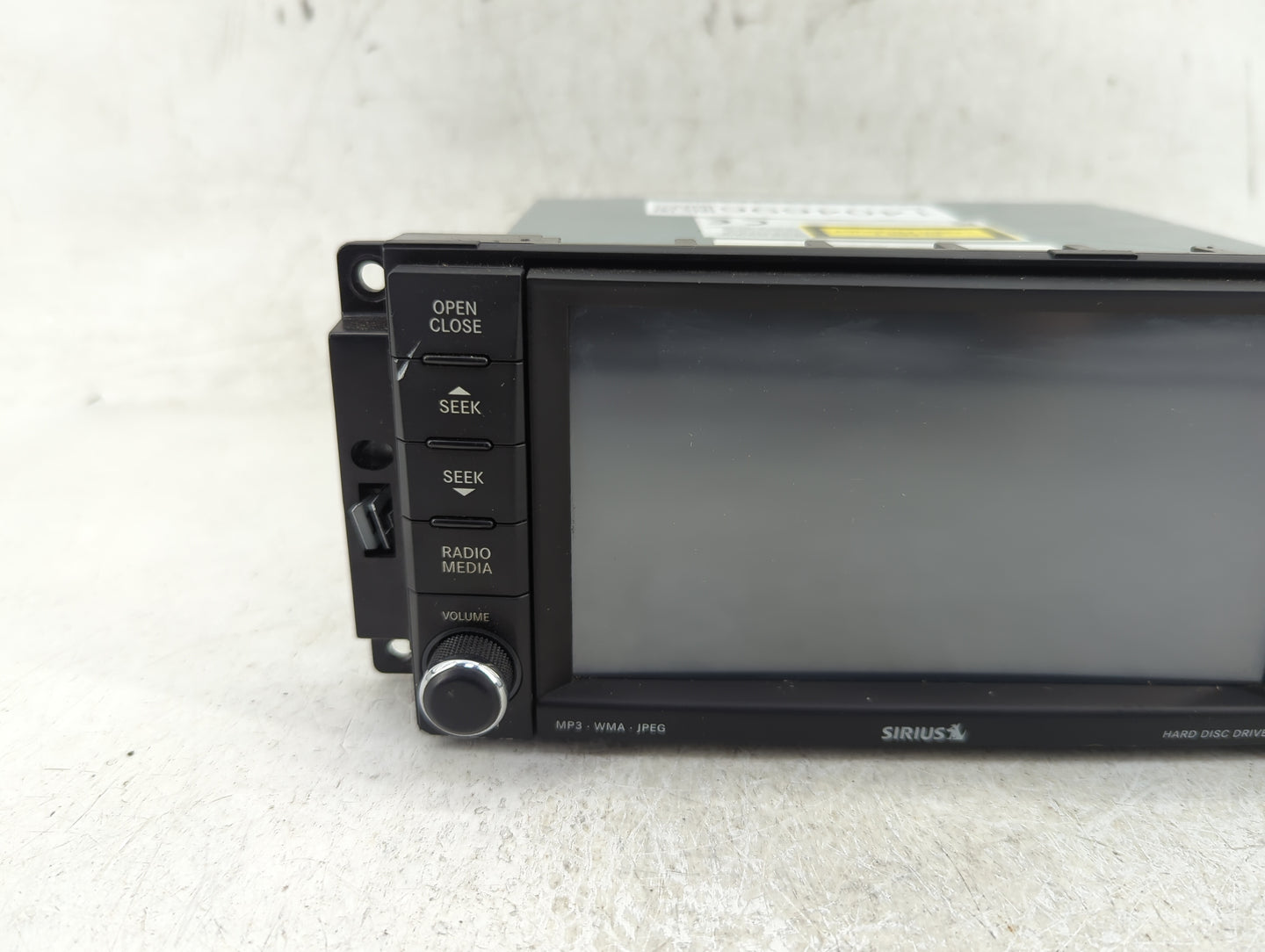 2009-2010 Jeep Compass Radio AM FM Cd Player Receiver Replacement P/N:05064758AB Fits Fits 2009 2010 OEM Used Auto Parts - O