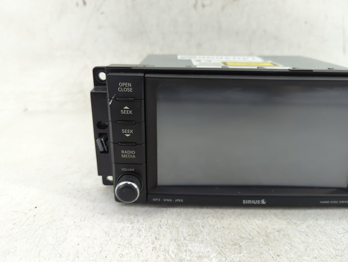 2009-2010 Jeep Compass Radio AM FM Cd Player Receiver Replacement P/N:05064758AB Fits Fits 2009 2010 OEM Used Auto Parts - O