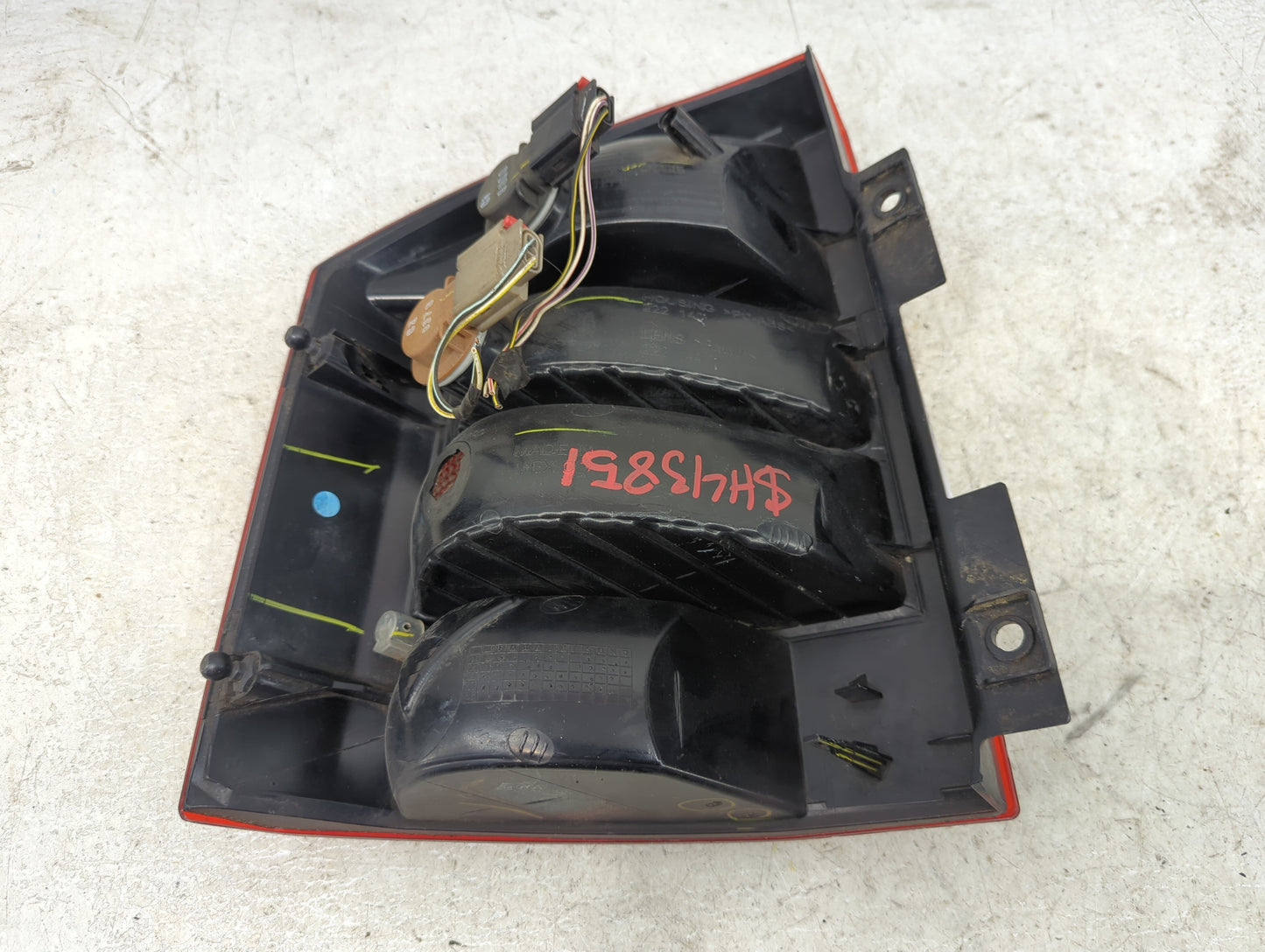 2007-2010 Jeep Compass Tail Light Assembly Passenger Right OEM Fits Fits 2007 2008 2009 2010 OEM Used Auto Parts - Oemusedau