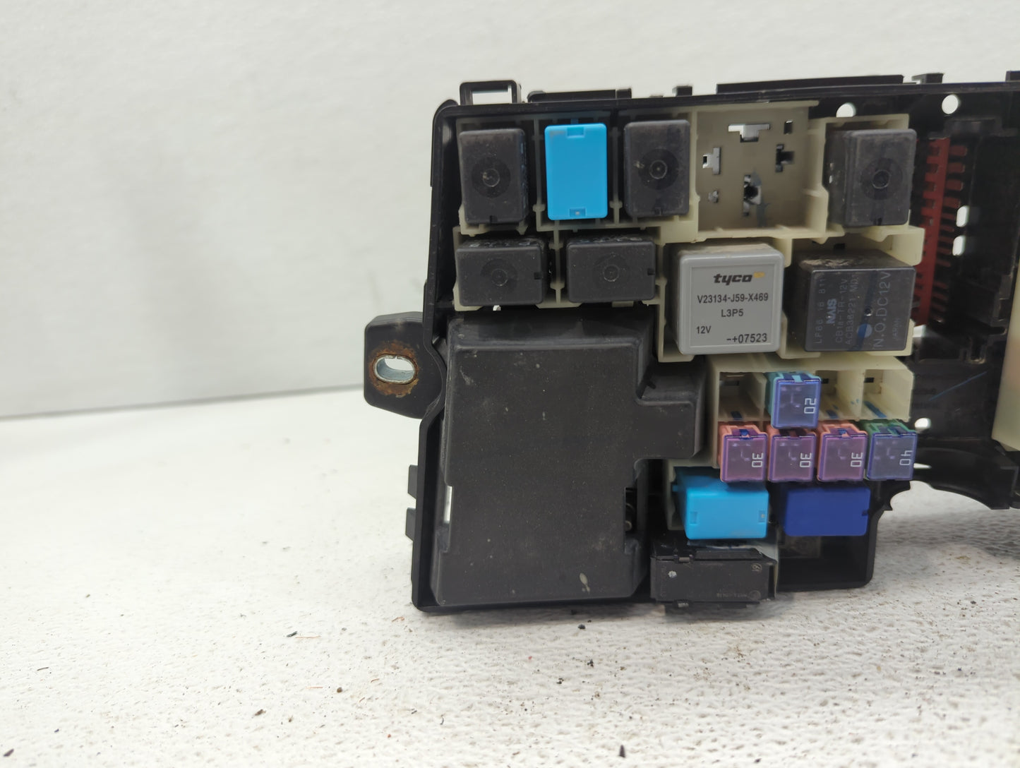 2010-2010 Jeep Compass Chassis Control Module Ccm Bcm Body Control - Oemusedautoparts1.com