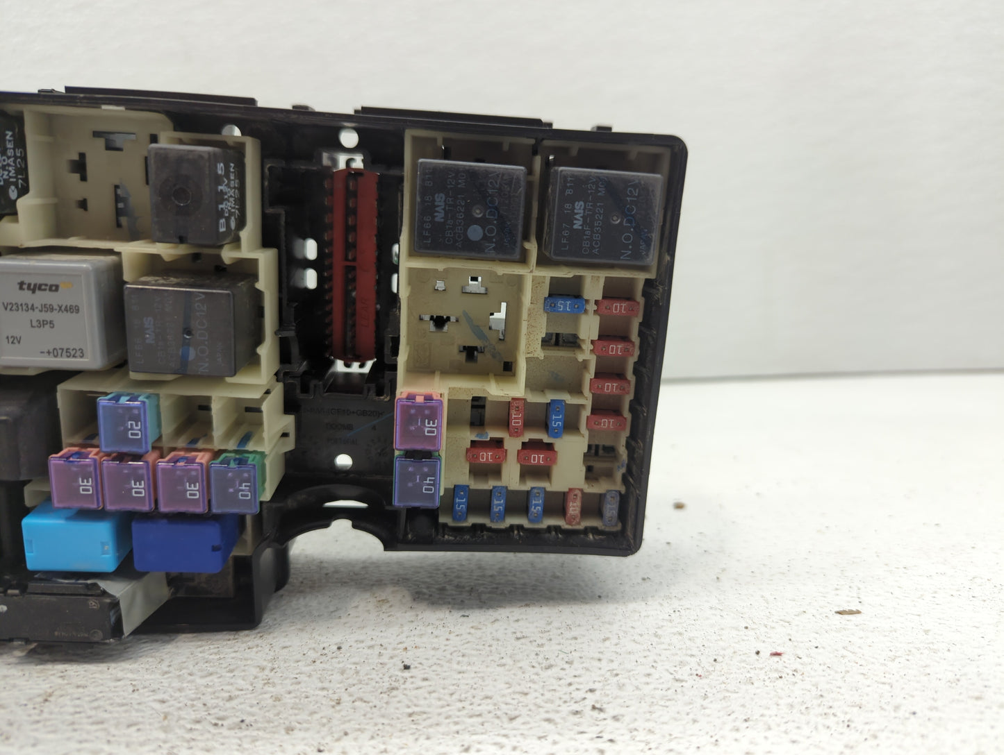 2010-2010 Jeep Compass Chassis Control Module Ccm Bcm Body Control - Oemusedautoparts1.com
