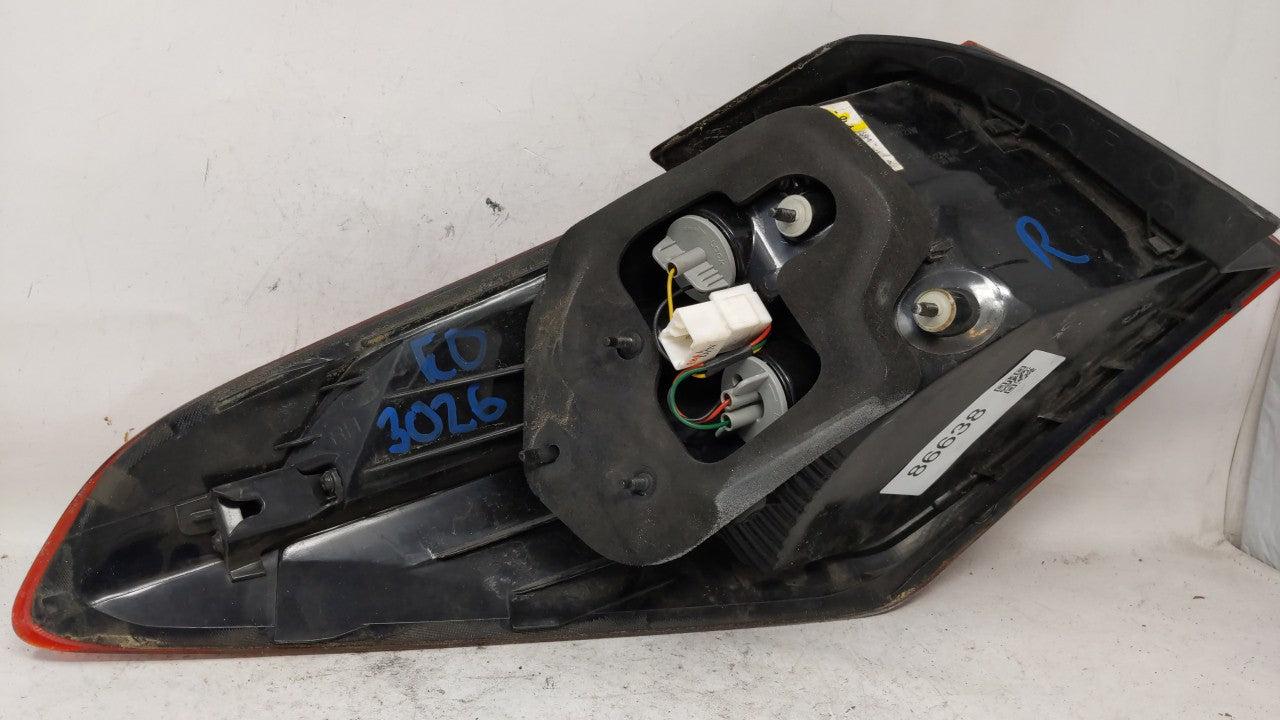 2010 Jeep Compass Tail Light Assembly Passenger Right OEM P/N:92402-A Fits Fits 2007 2008 2009 OEM Used Auto Parts - Oemused