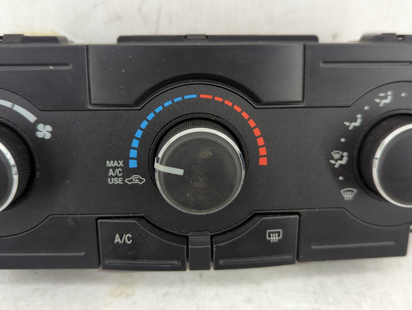 2007-2010 Jeep Grand Cherokee Climate Control Module Temperature AC/Heater Replacement P/N:P55037979AF Fits OEM Used Auto Pa