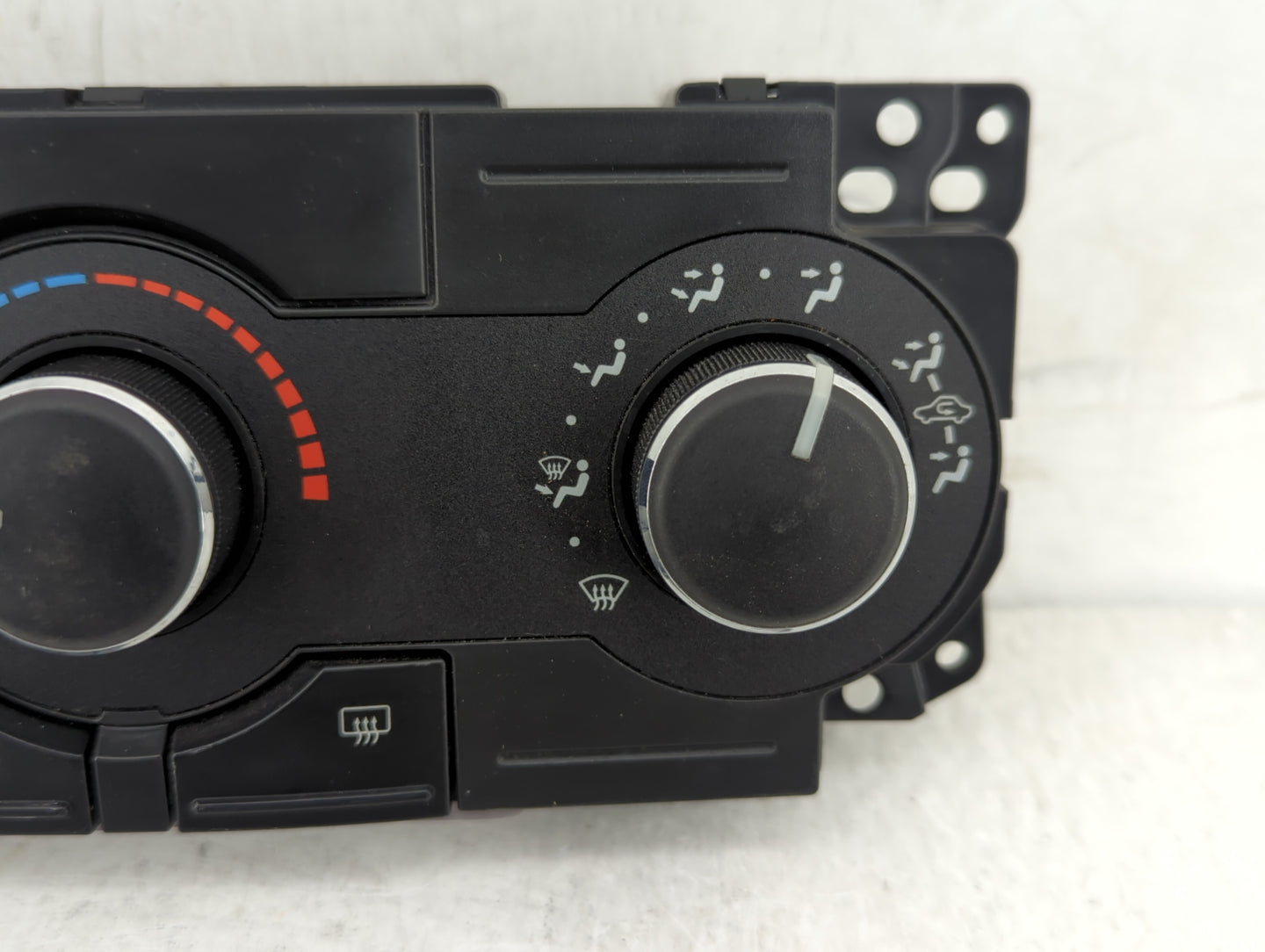 2007-2010 Jeep Grand Cherokee Climate Control Module Temperature AC/Heater Replacement P/N:P55037979AF Fits OEM Used Auto Pa