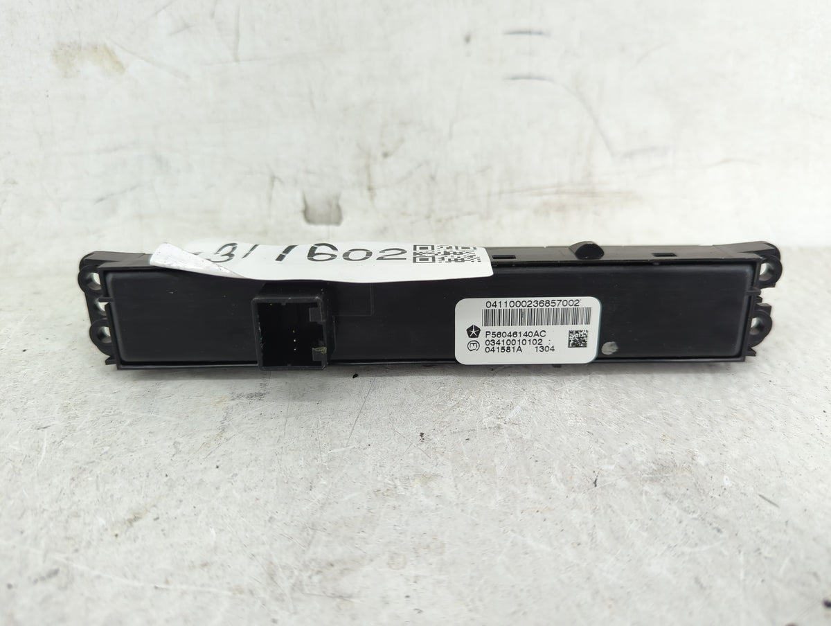2010 Jeep Grand Cherokee Hazard Switch 041581a - Oemusedautoparts1.com