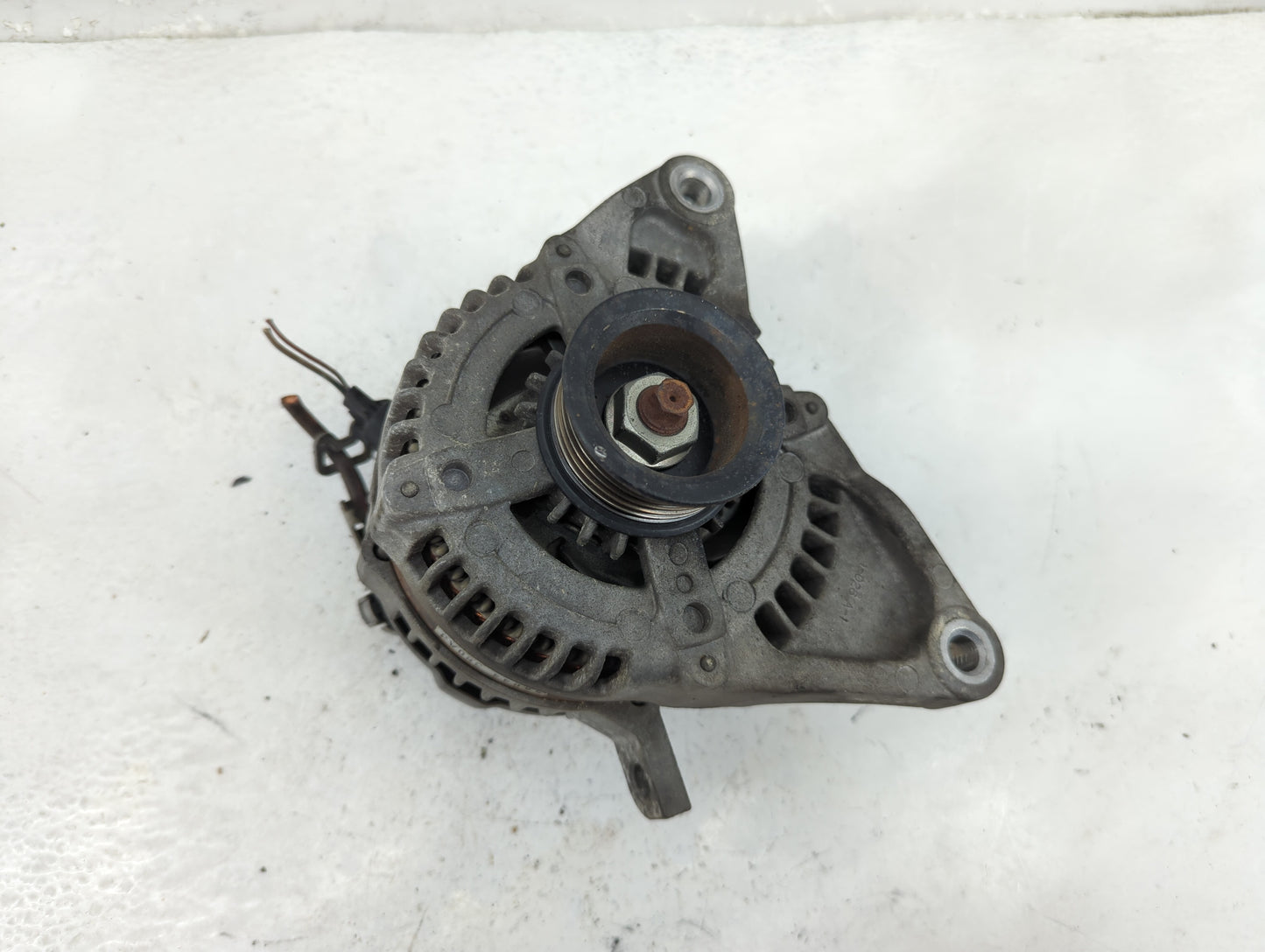 2005-2010 Jeep Grand Cherokee Alternator Replacement Generator Charging Assembly Engine OEM P/N:421000-0660 Fits OEM Used Au