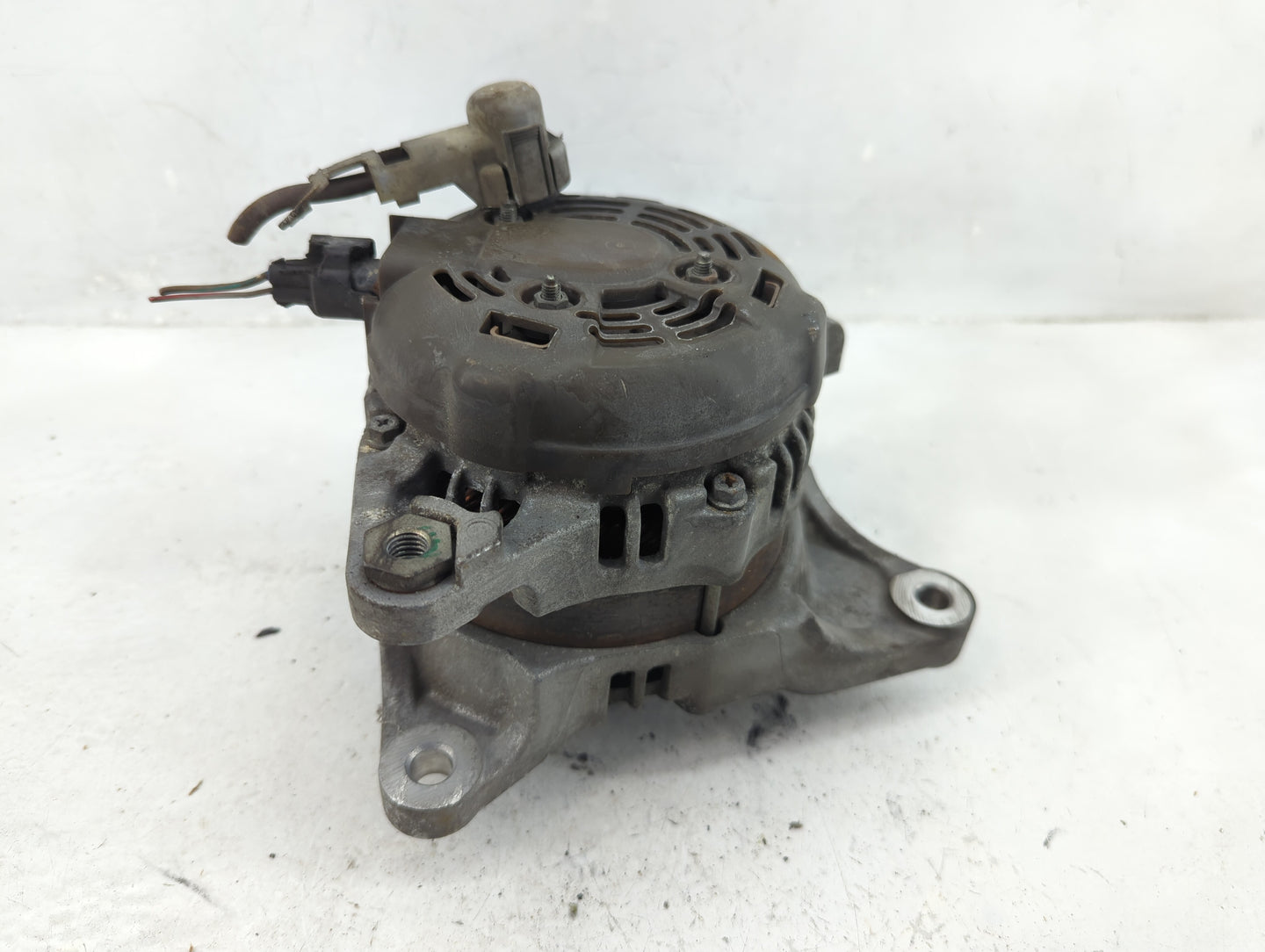 2005-2010 Jeep Grand Cherokee Alternator Replacement Generator Charging Assembly Engine OEM P/N:421000-0660 Fits OEM Used Au